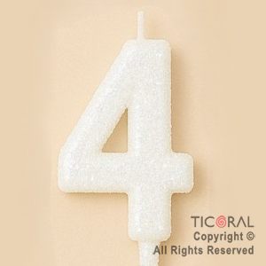 VELA NUMERAL CHICO 5.5 CM CON GIBRE BLANCO NUMERO 4 x 1